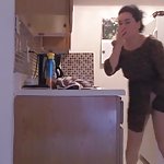 Zorra ninfómana se dedica a pagar por follar a esta pareja de jóvenes