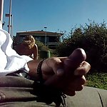 Mamada de colegiala con su amiga drogada al lado