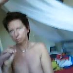 MILF culona enculada por el chico de los recados