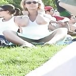Masturba a su hija por obligación y se hace lesbiana